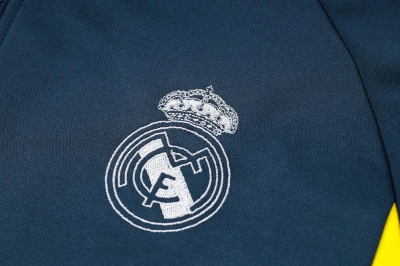 Real Madrid 2024-es edzőszett