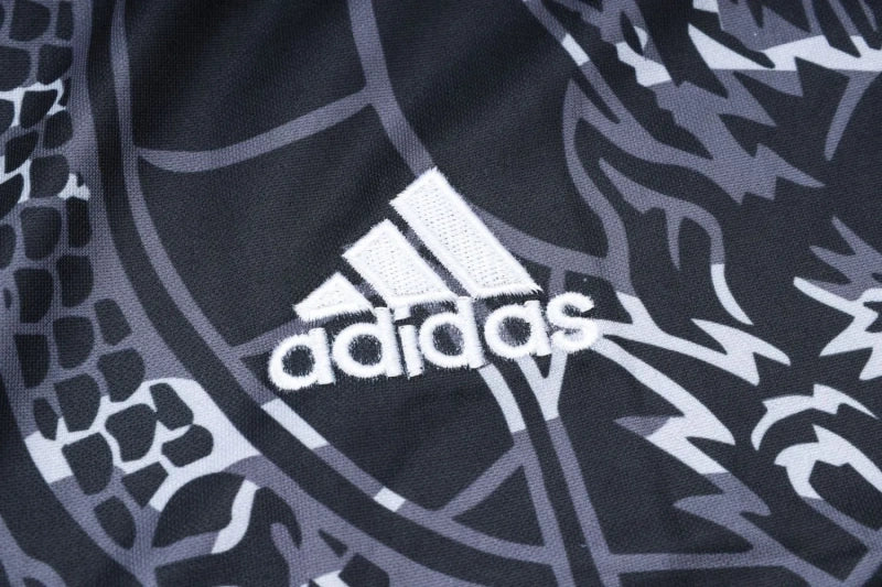 Real Madrid 2023-as edzőszett