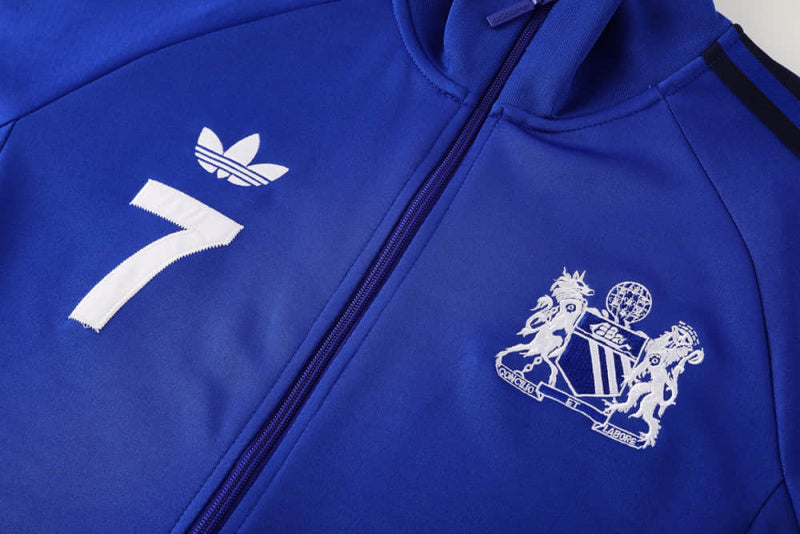Manchester United 2024-es edzőszett