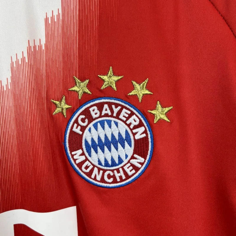 Bayern München 2025-ös hazai mez