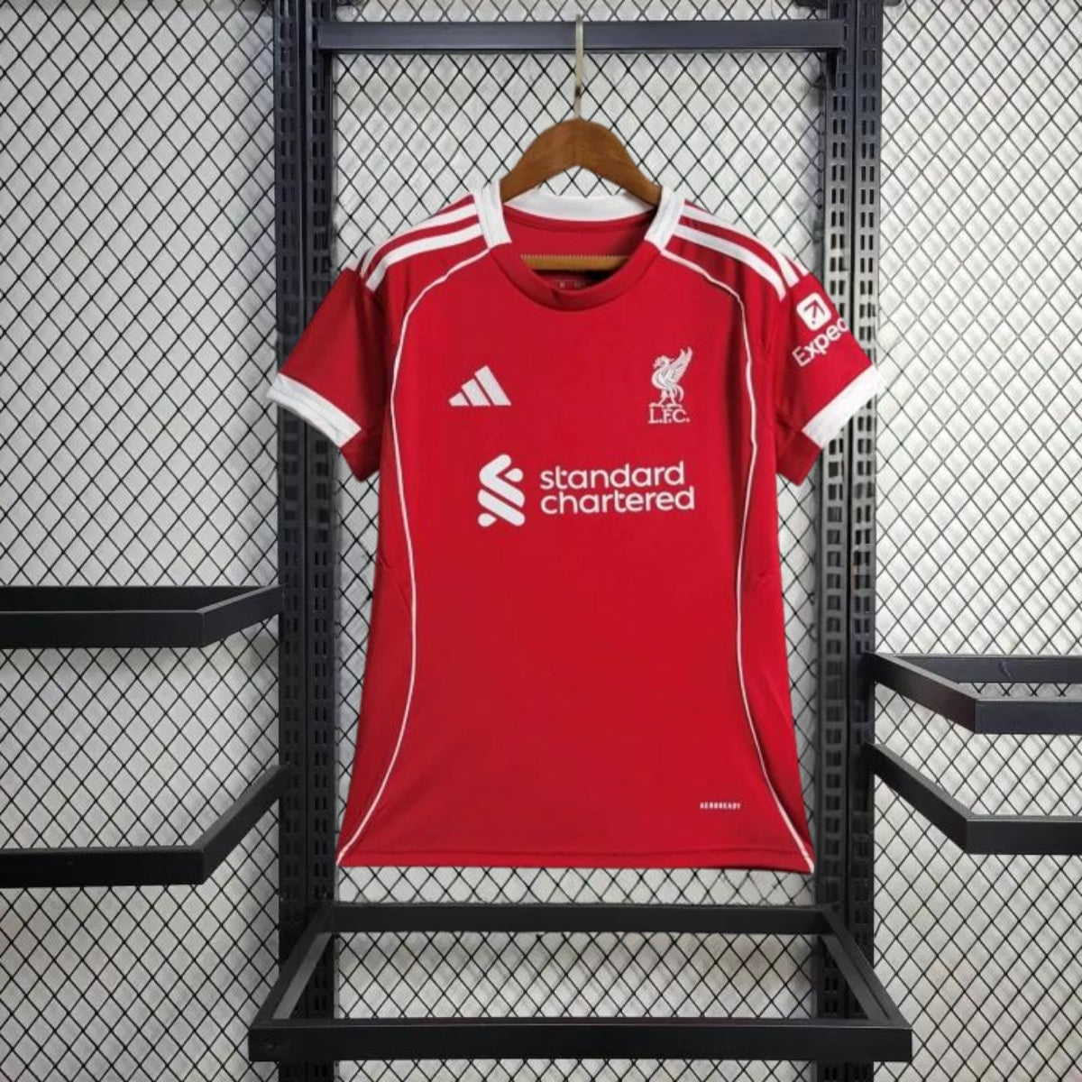 Liverpool 2025-ös hazai mez