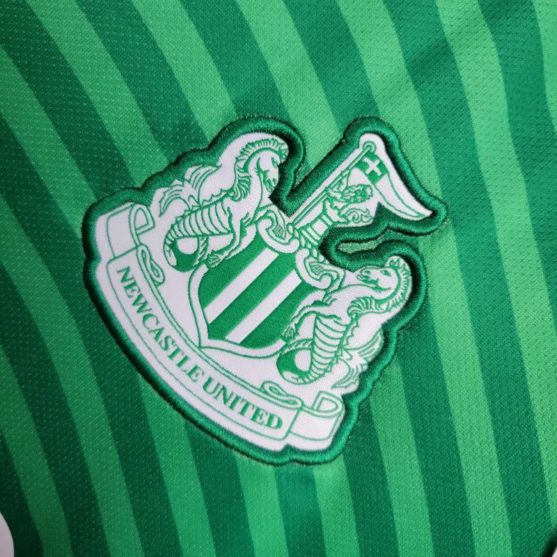 Treći dres Newcastle Uniteda za 2025.