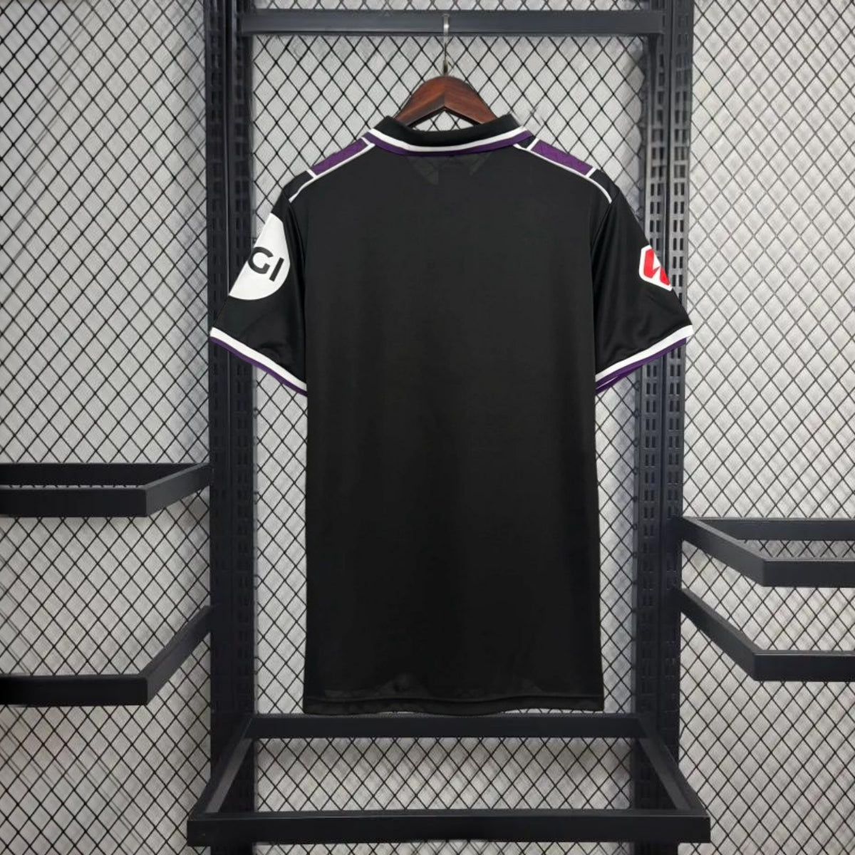 Real Valladolid 2025-ös vendég mez