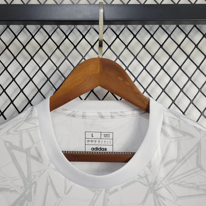 Real Madrid 2024. тренинг мајица