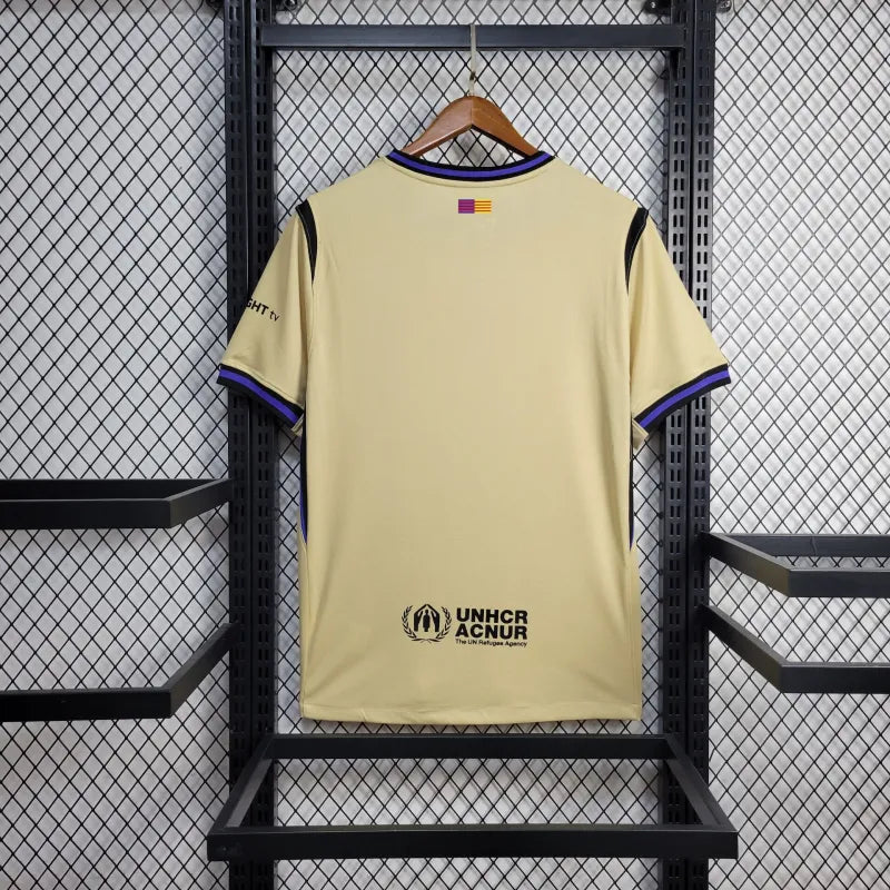 Barcelona 2025-ös vendég mez