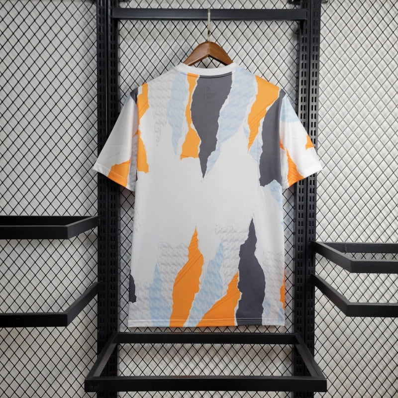 Real Madrid 2024. trening dres