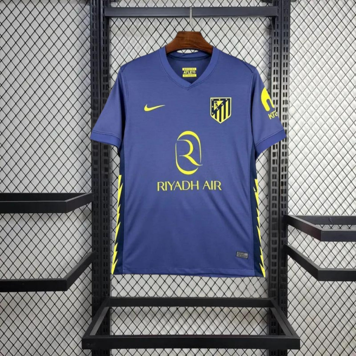 Wyjazdowy strój Atletico Madryt na 2025 rok