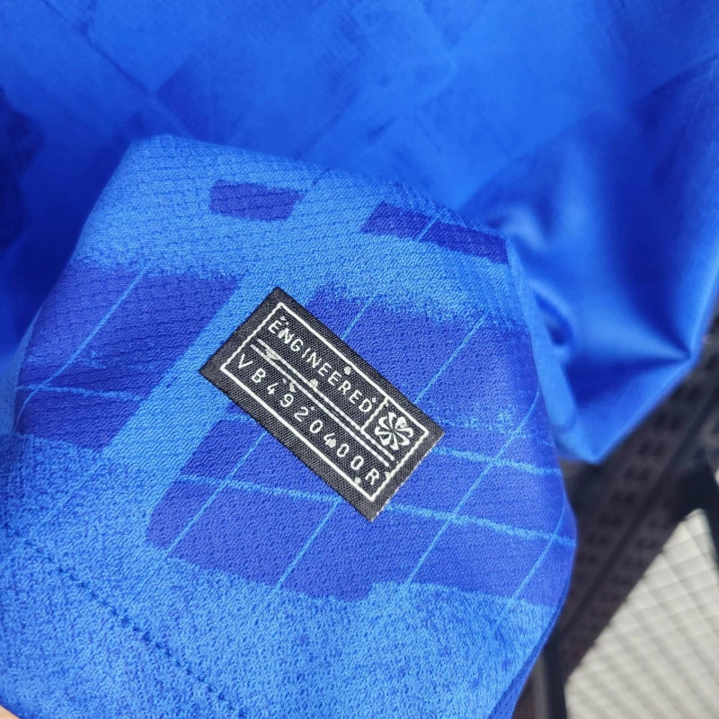 Chelsea 2025-ös hazai mez