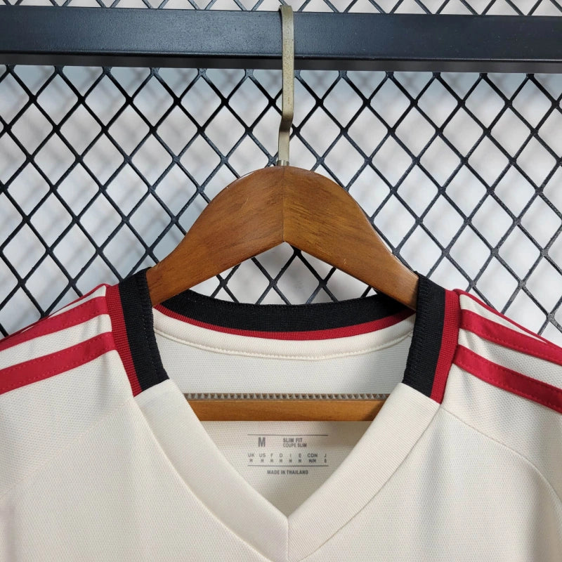 Gostujući dres Liverpoola za 2025.