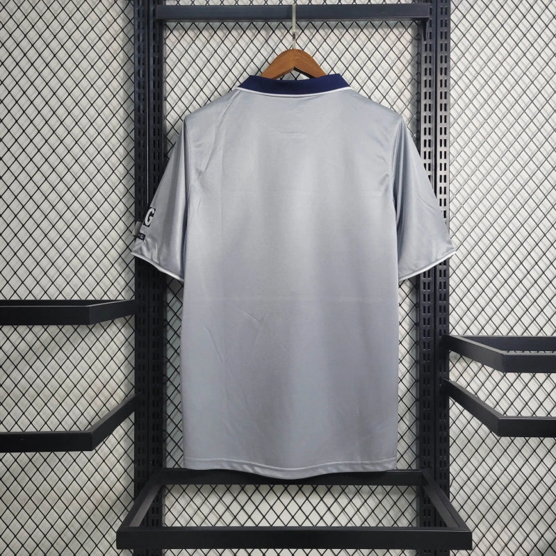 Paris Saint-Germain 2000-es vendég mez