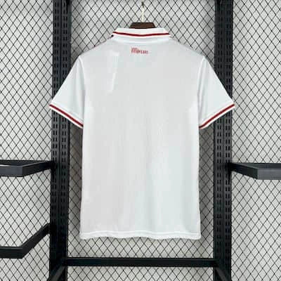 Domaći dres Monaka za 2025. godinu