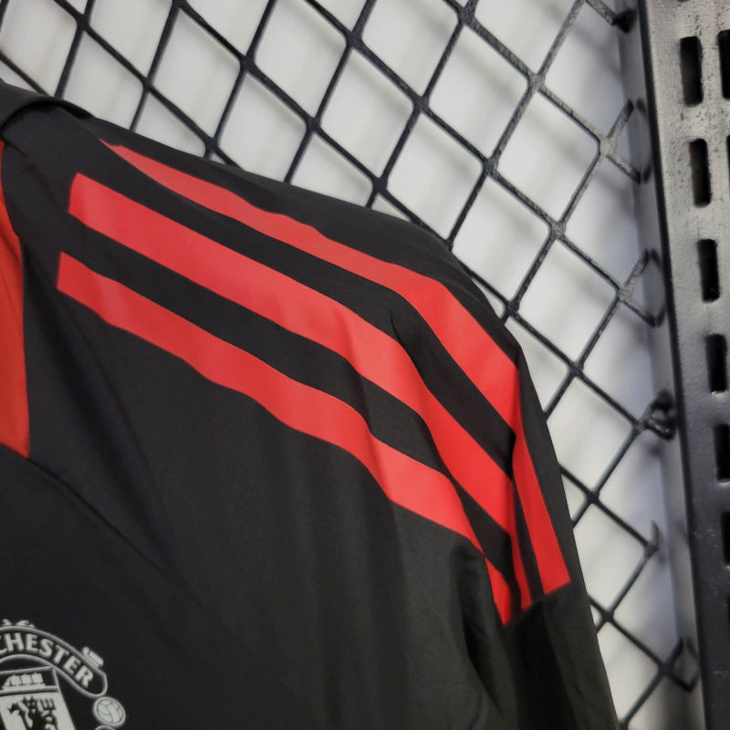 Kurtka wiatrowa Manchester United 2025