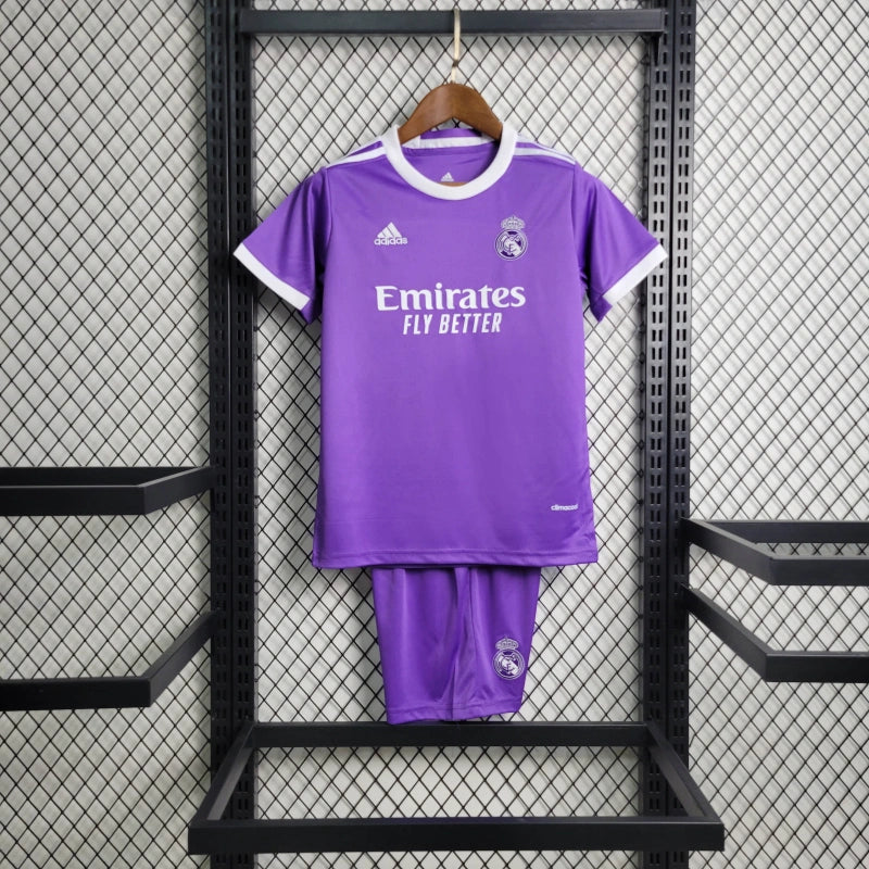 Real Madrid 2017-es vendég gyerek szett
