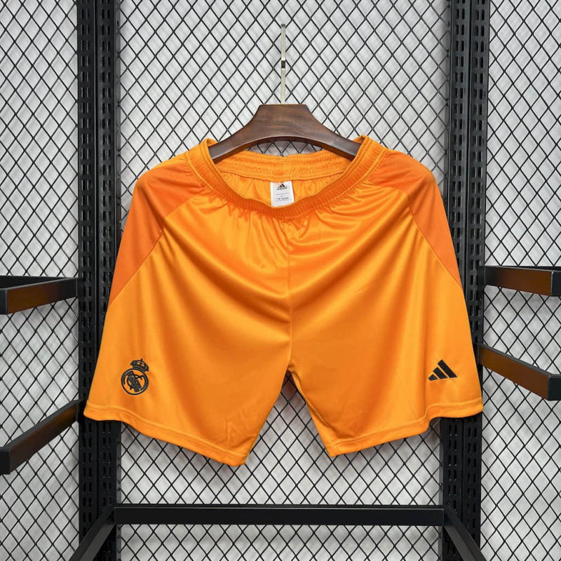 Real Madrid 2024-es rövidnadrág