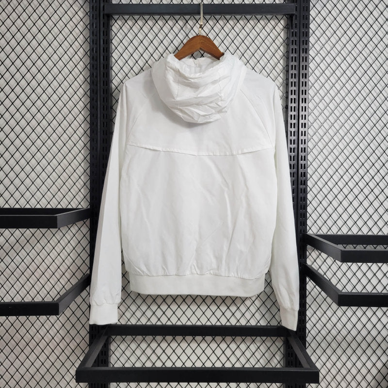 Tottenham 2023-as széldzseki