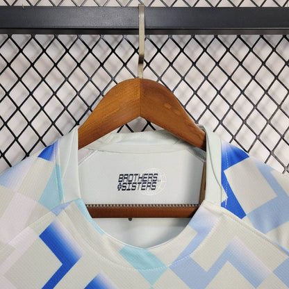 Gostujući dres Inter Milana za 2025. godinu 