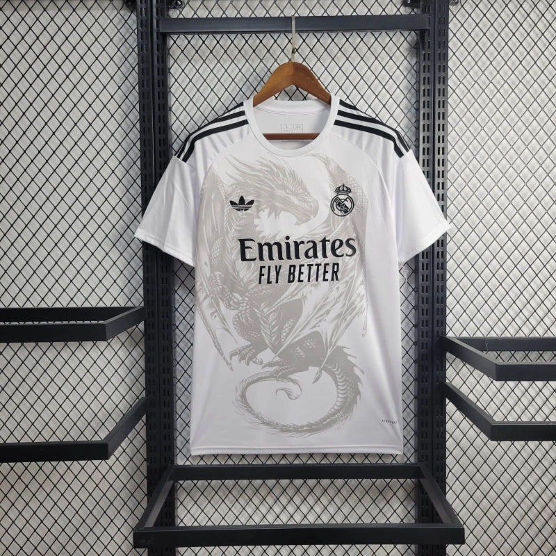 Real Madrid 2024-es limitált mez