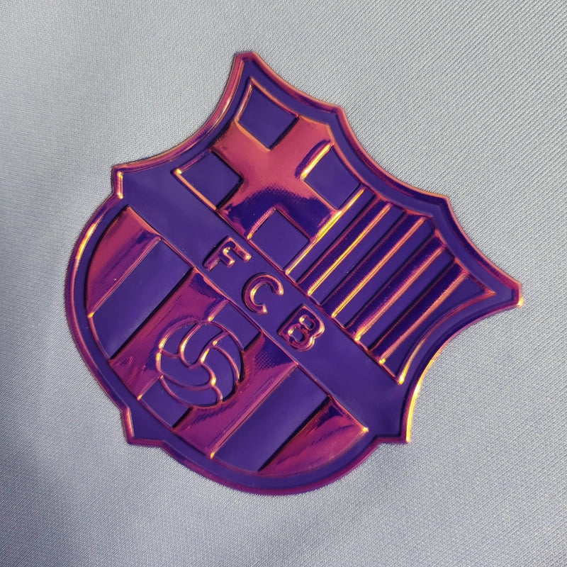 Trzeci strój Barcelony z 2021 roku 