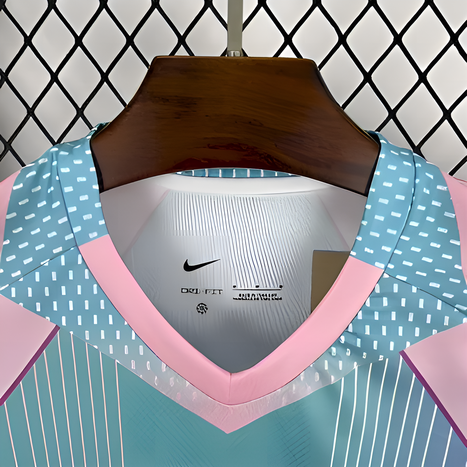 Paris Saint-Germain 2025-ös limitált mez