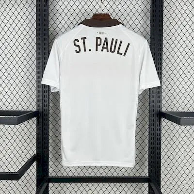 St. Pauli 2025-ös vendég mez