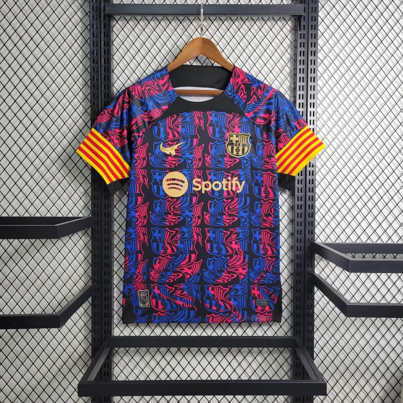 Barcelona 2023-as limitált mez