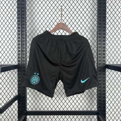 Krótkie spodenki Interu Mediolan na 2025 rok 