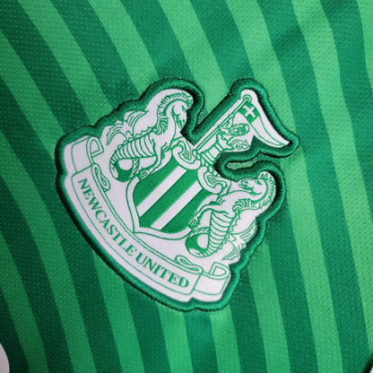 Newcastle United 2025-ös harmadik mez