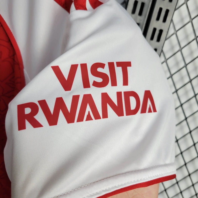 Domowa koszulka Arsenalu na sezon 2025 