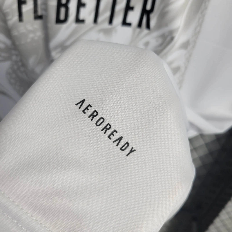 Real Madrid 2024-es limitált mez