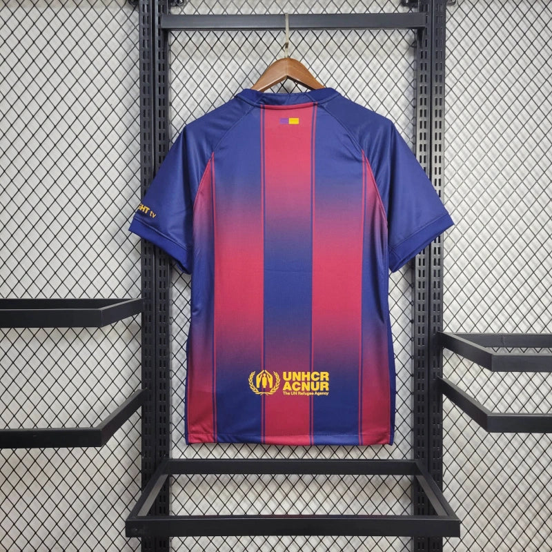 Barcelona 2025-ös hazai mez