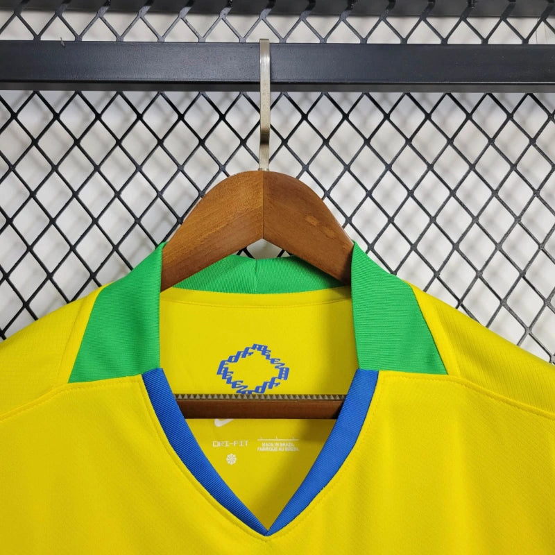 Brazylia to domowa koszulka z 2025 roku