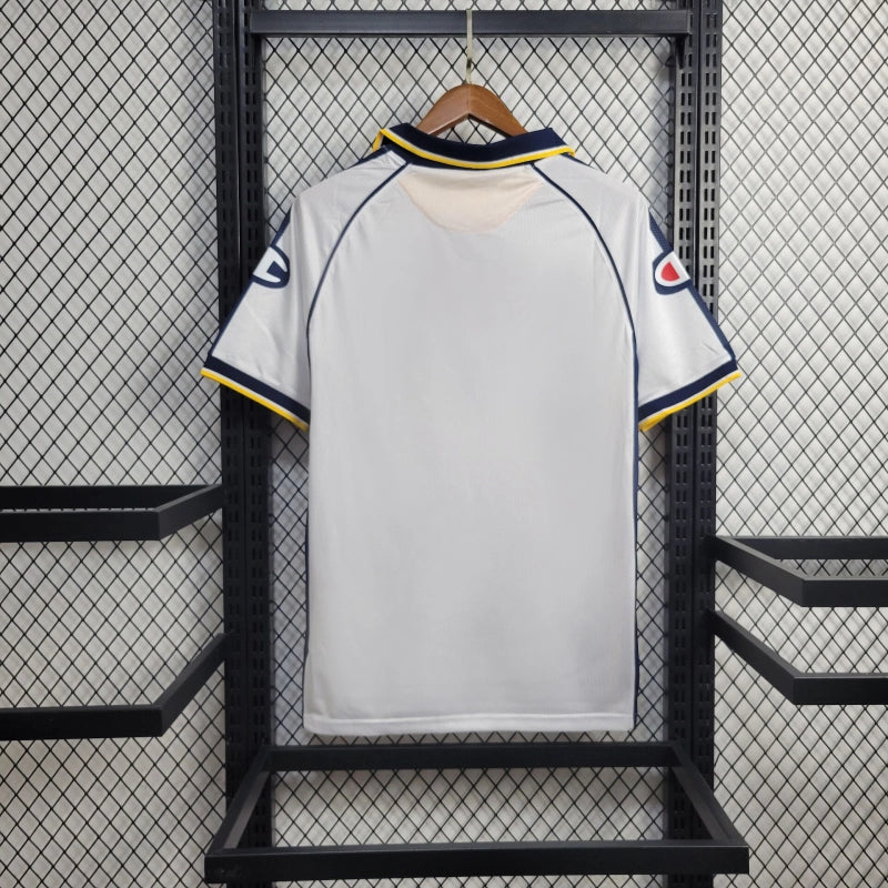 Parma 2004-es hazai mez