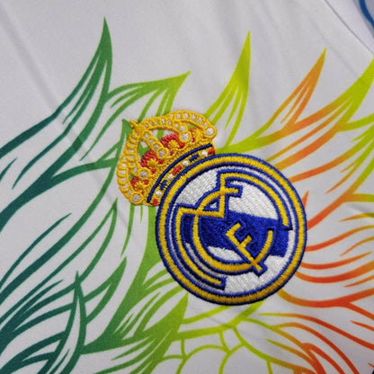 Real Madrid 2024-es limitált mez