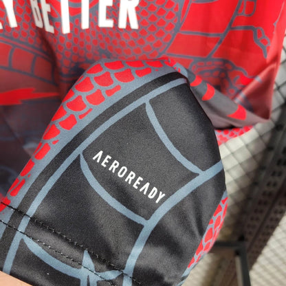 Real Madrid 2024-es limitált mez