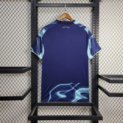 Stroje wyjazdowe Ajaxu na 2025 rok 