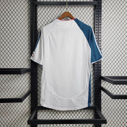 Liverpool 2006-os vendég mez