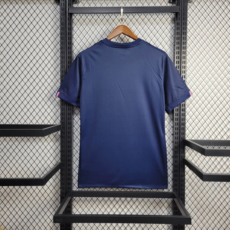 Domowa koszulka Paris Saint-Germain na 2025 rok 