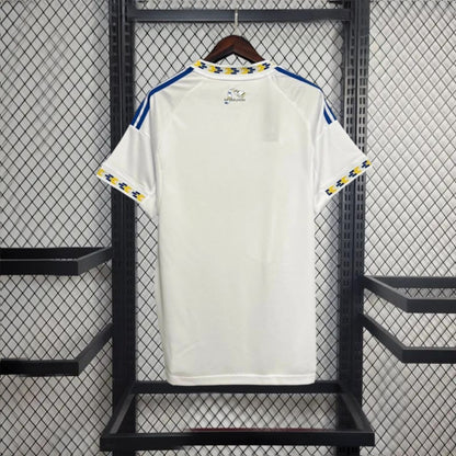 Leeds United 2025-ös hazai mez
