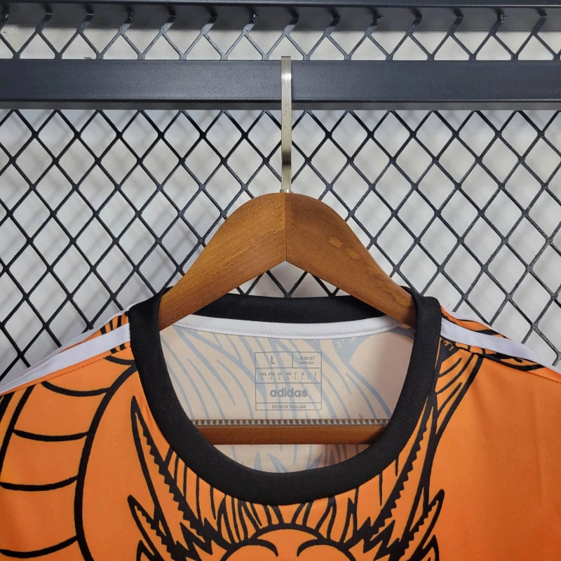 Real Madrid 2024-es limitált mez