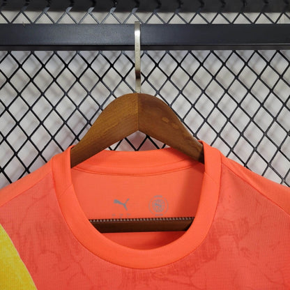 Czwarta koszulka Manchesteru City na 2025 rok 