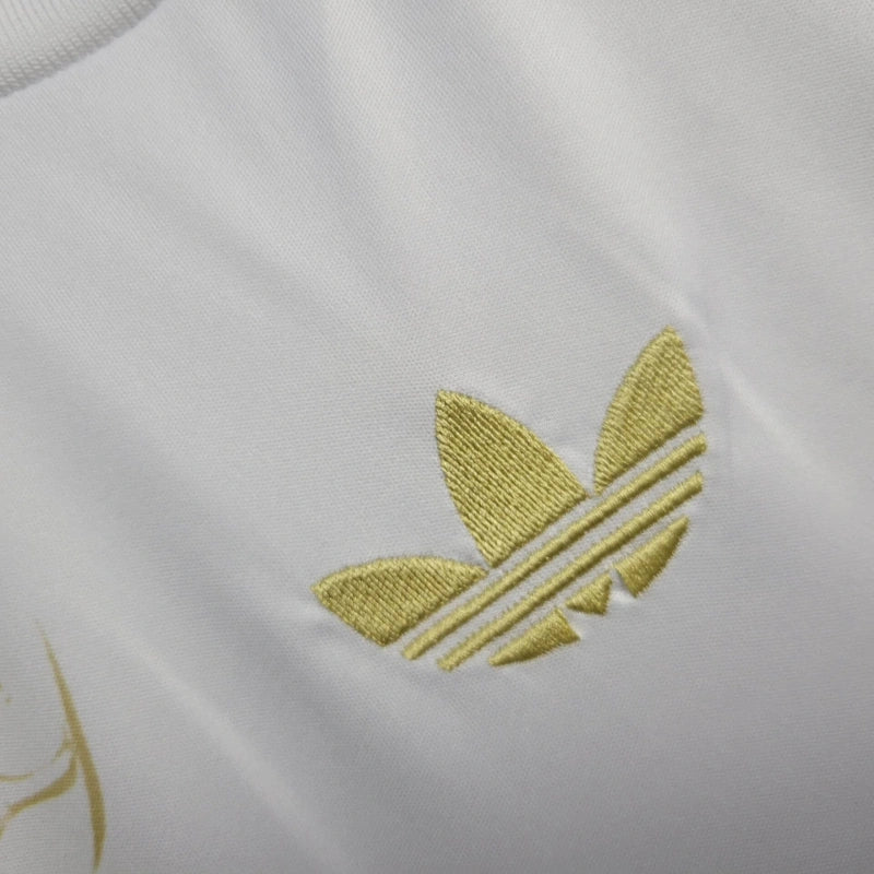 Real Madrid 2024-es limitált mez