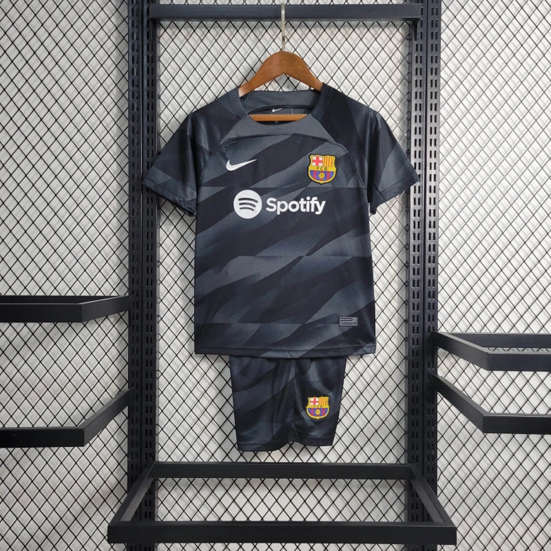 Barcelona 2023-as kapus gyerek szett
