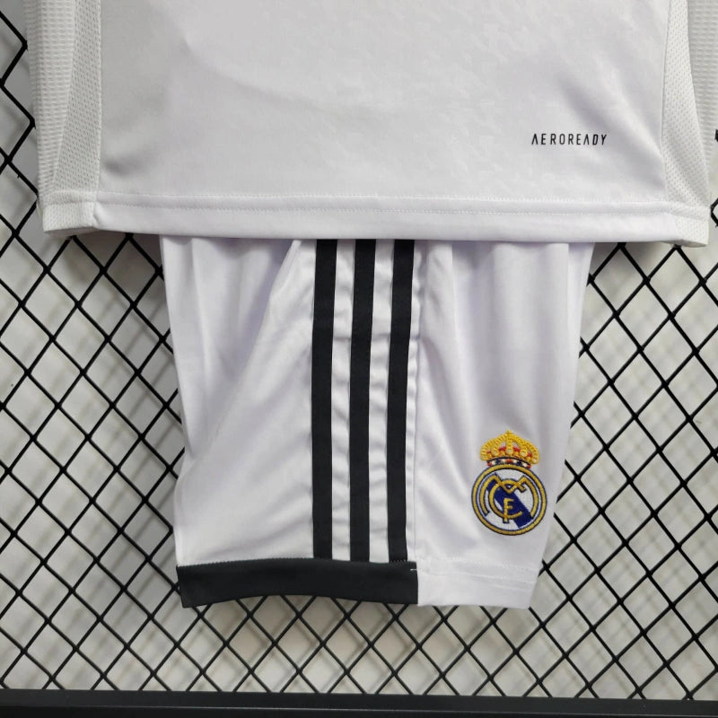 Real Madrid 2024-es hazai gyerek szett